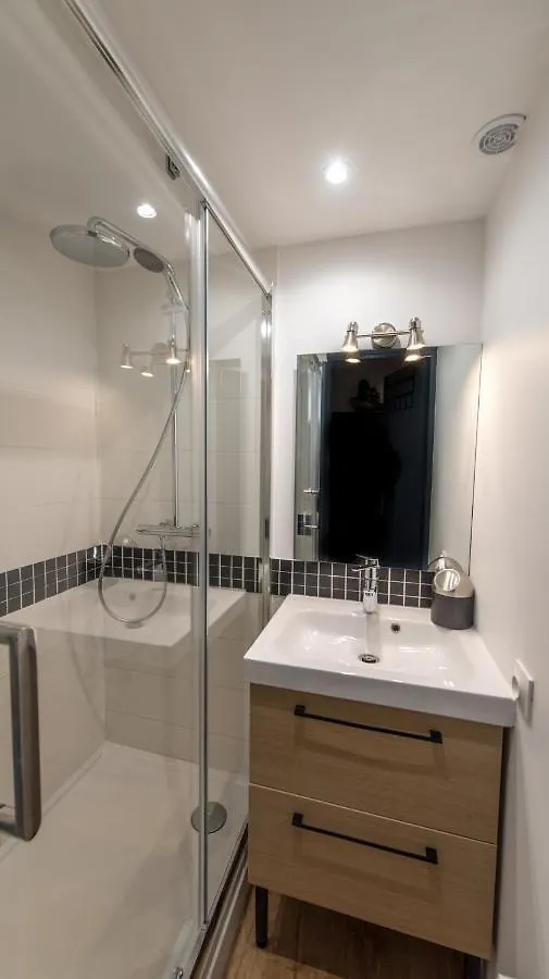 Duplex Refait A Neuf Dans Chalet, Ski Au Pied Apartment Vars  France